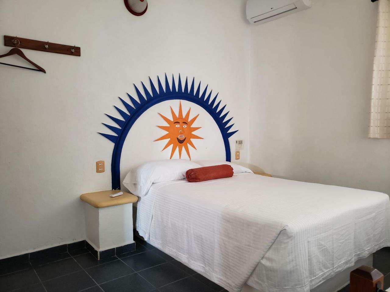 Hotel Y Club Campestre Altos Paraiso Пуерто Ескондидо Екстериор снимка