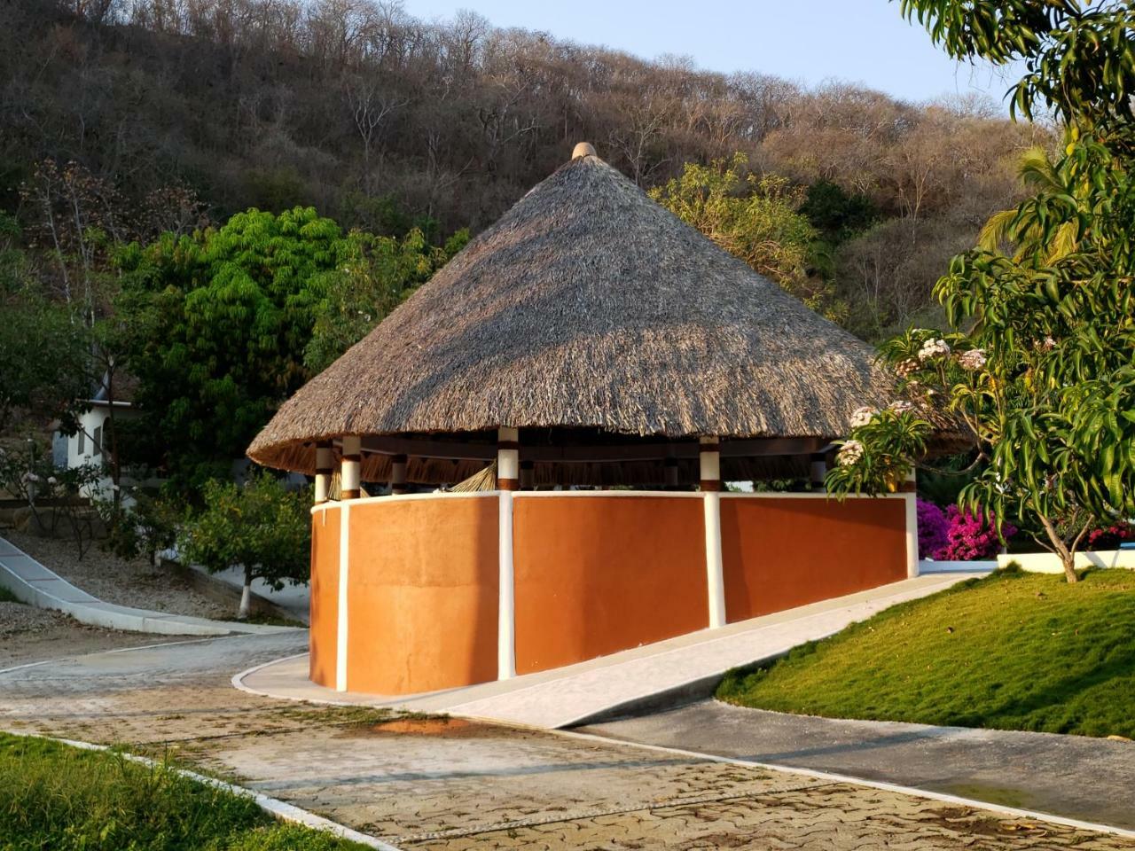 Hotel Y Club Campestre Altos Paraiso Пуерто Ескондидо Екстериор снимка